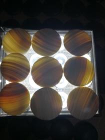 日本小倉浜老日向特產蛤碁石,純手工制作蛤棋石20號圍棋子,夢幻之碁,特產看色特制看紋,黑子181顆那智石,白子180顆蛤碁石,原配日本老栗木碁笥,不含棋盤,年代物 至少